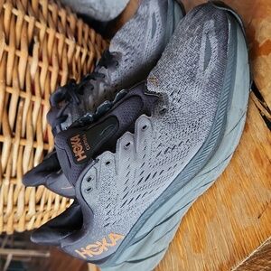 Hoka One One Clifton 8 Black Shoes Women's Size‎ 9B